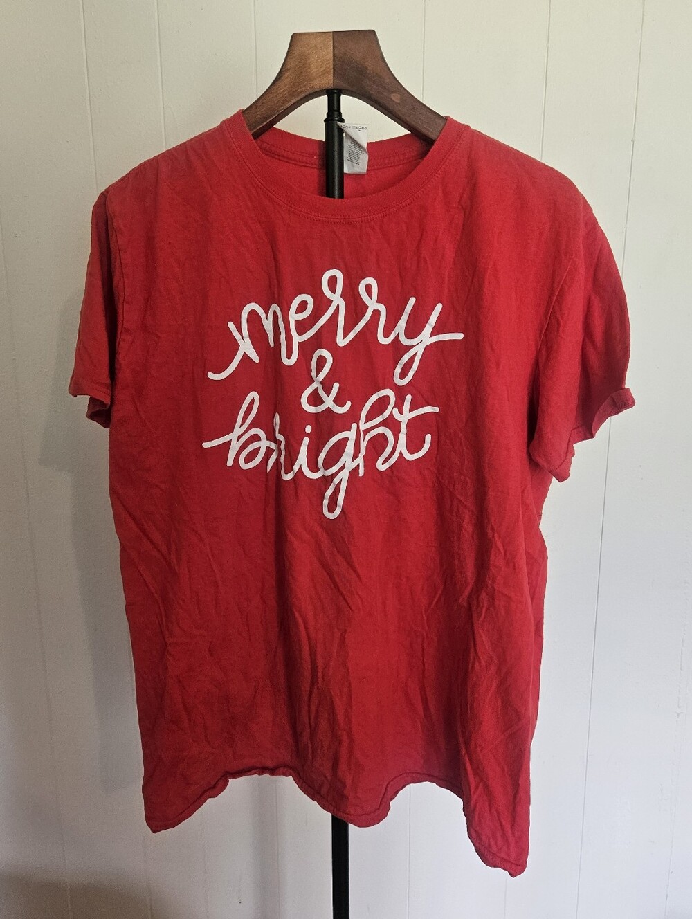 Gildan Red 'Merry & Bright' Graphic Tee - White Script Size Large